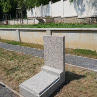 Malý urnový hrob Liberecká žula