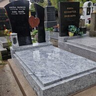 Urnový hrob se srdcem